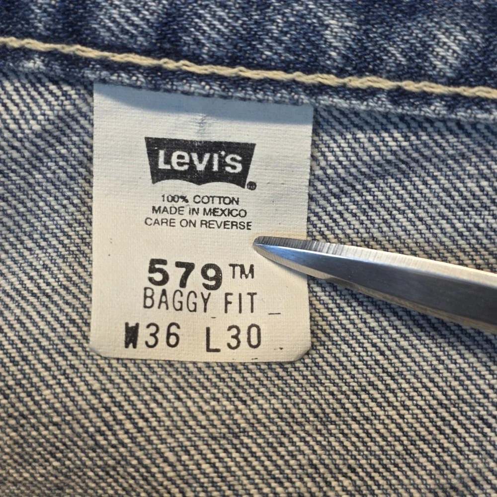 Vintage Y2K Levi's 579 Baggy Fit Jeans Mens 36x30 Blue Skater Wide Leg 2001
